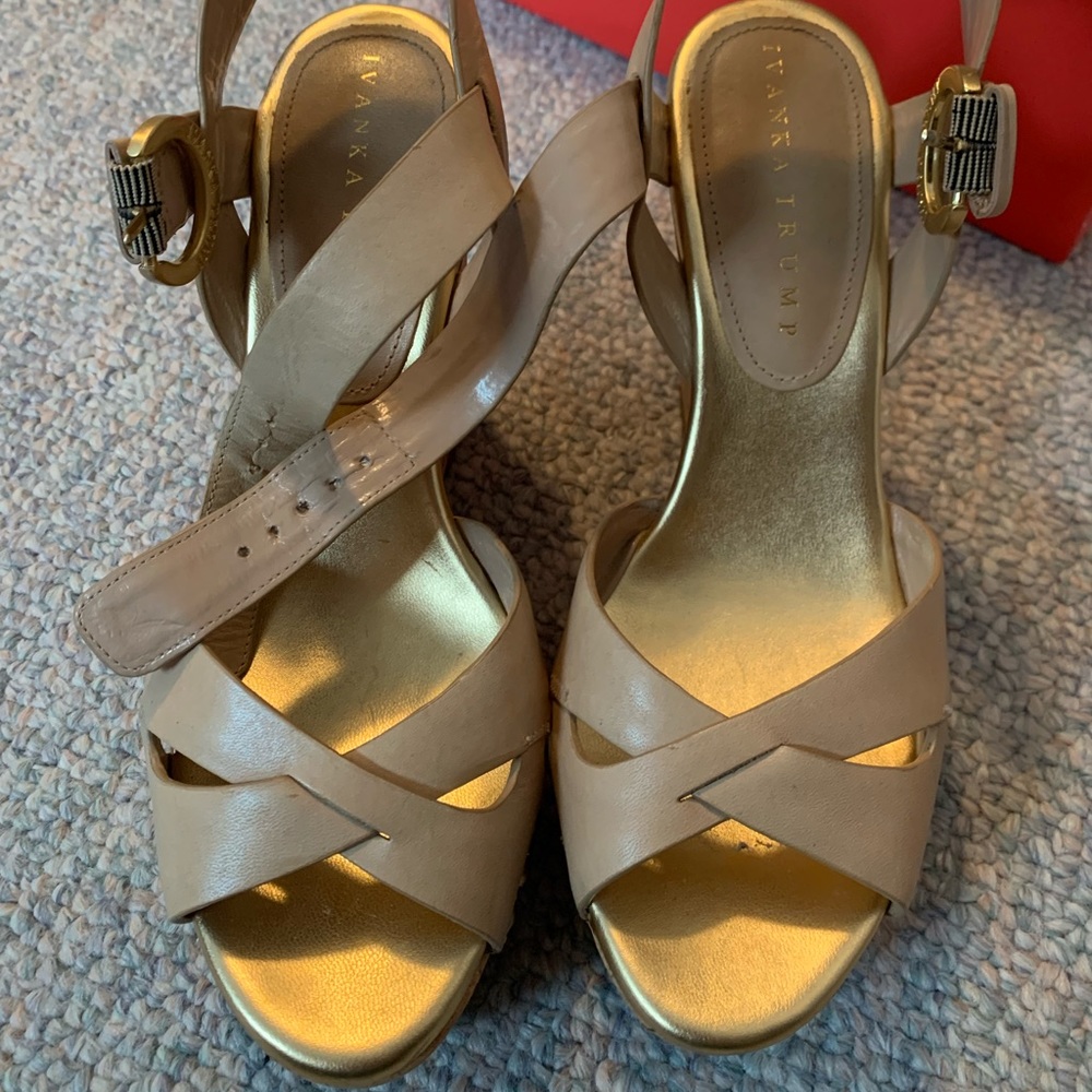 Size 7.5 Ivanka Trump Wedges